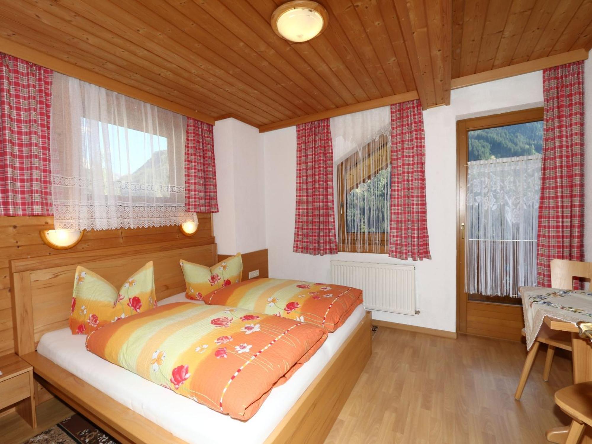 Apartment In Mayrhofen With A Balcony Екстер'єр фото